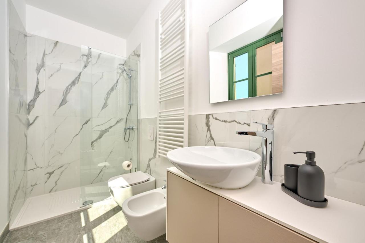 Ca Del Lasco - Modern Apartments In Classic Villa Bellano Exterior photo